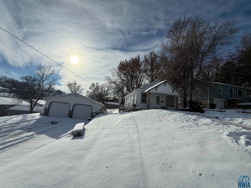 3510 Dodge Ave, Sioux City, IA, 51106-1232 | Card Image