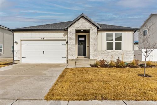 1573 E Lynx Ln, Eagle Mountain, UT, 84005-6429 | Card Image