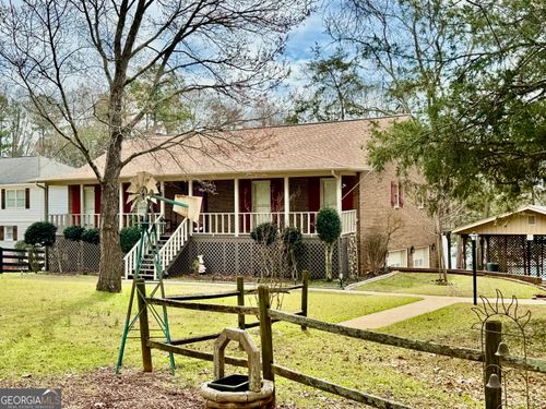 246 Harvey Ln, Lavonia, GA, 30553-4010 | Card Image
