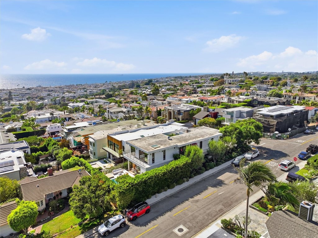 Residential Lease in Manhattan Beach 4