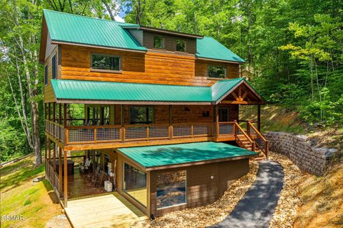 3181 Thomas Headrick Road, Sevierville, TN, 37862 | Card Image