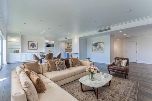 a404-2929 Buffalo Speedway, Houston, TX, 77098-1720 | Card Image