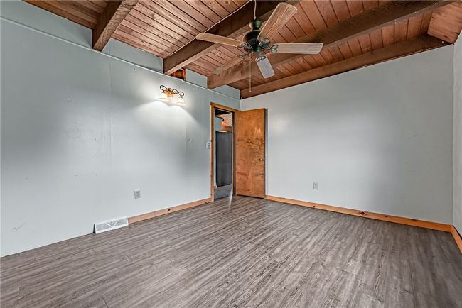 320 Spruce St, House other with 2 bedrooms, 1 bathrooms and 2 parking in Donegal PA | Image 12