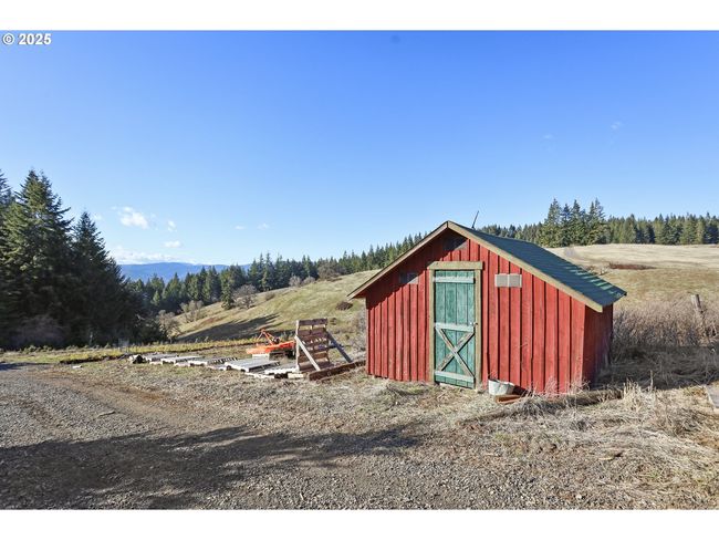 96 Pearce Rd, House other with 3 bedrooms, 2 bathrooms and 1 parking in White Salmon WA | Image 9