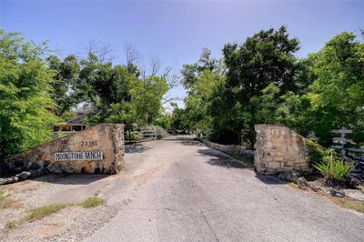 23351 Fm 150 W, Home with 7 bedrooms, 7 bathrooms and 6 parking in Driftwood TX | Image 3