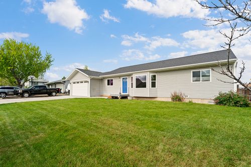 2560 Pinkerton Dr, East Helena, MT, 59635-3438 | Card Image