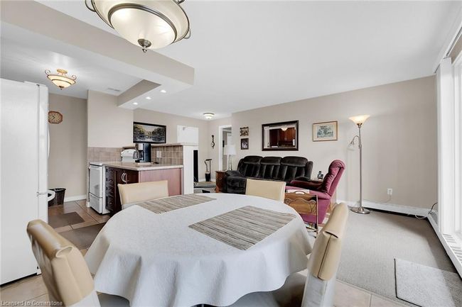 512 - 793 Colborne St, House attached with 3 bedrooms, 1 bathrooms and 2 parking in Brantford ON | Image 15