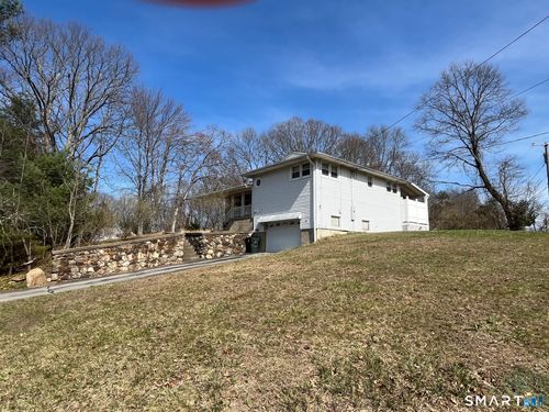 24 Rozum Cir, Prospect, CT, 06712-1123 | Card Image