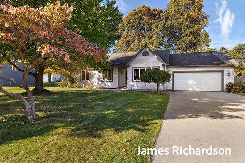 15249 Widgeon Rd, Grand Haven, MI, 49417-9472 | Card Image