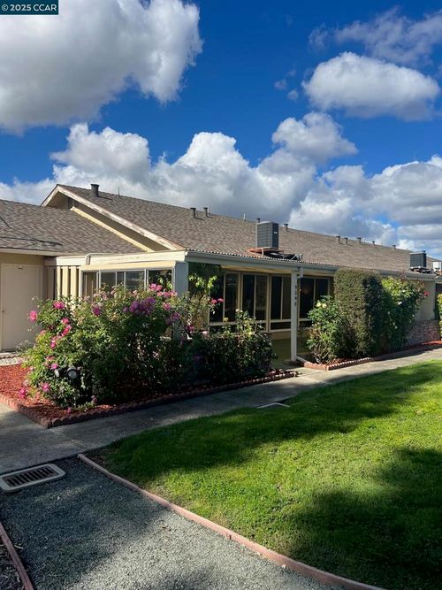 9048 Craydon Cir, San Ramon, CA, 94583-3903 | Card Image