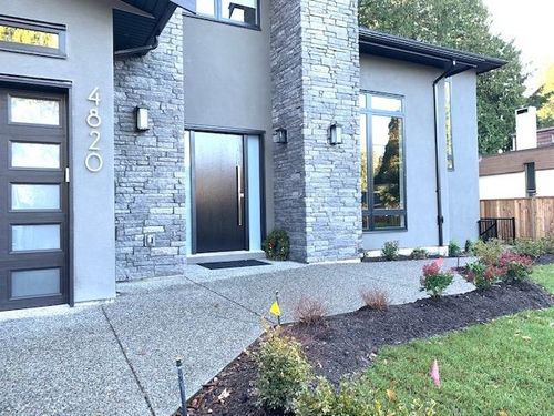 b-4820 7a Ave, Delta, BC, V4M1R2 | Card Image