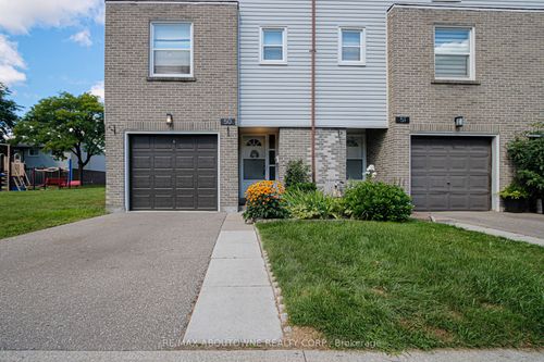 50-2440 Bromsgrove Rd, Mississauga, ON, L5J4J7 | Card Image