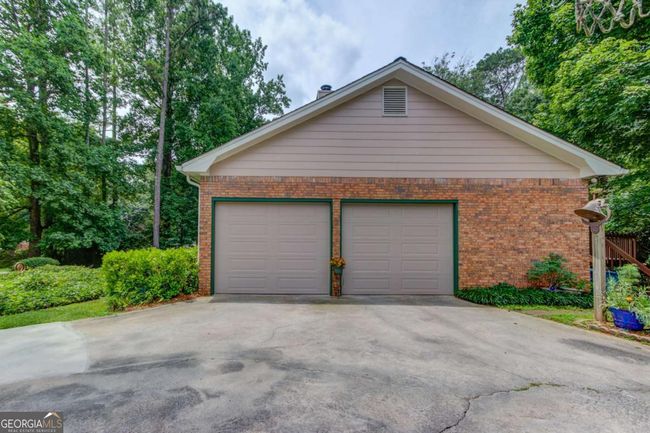 2291 Smokehouse Path, House other with 4 bedrooms, 3 bathrooms and 2 parking in Lawrenceville GA | Image 4