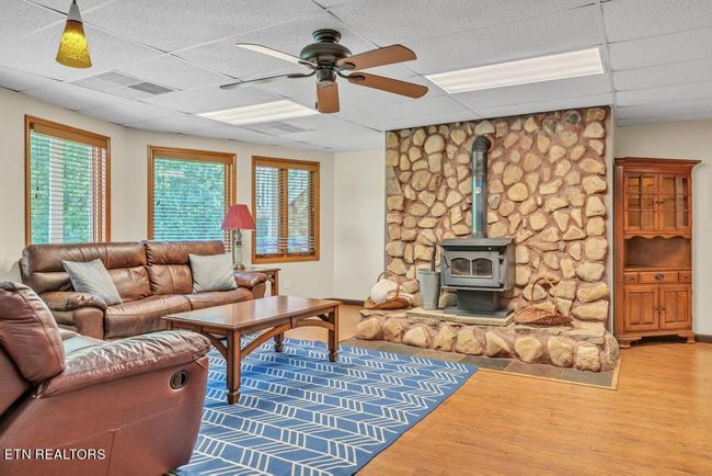 128 Fox Ln, House other with 3 bedrooms, 3 bathrooms and null parking in La Follette TN | Image 36