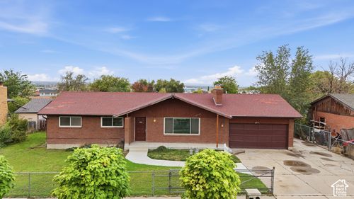 10576 S Golden Willow Dr, Sandy, UT, 84070-4234 | Card Image