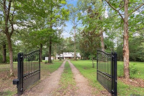 7818 Tiffany Dr, Ethel, LA, 70730-3638 | Card Image