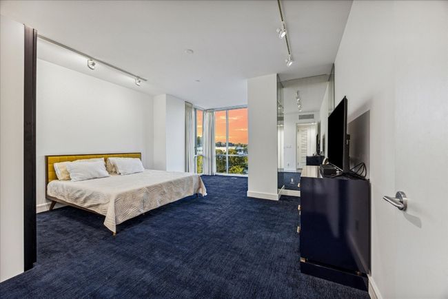 APT-401 - 901 W 9 Th St, Condo with 3 bedrooms, 2 bathrooms and null parking in Austin TX | Image 11