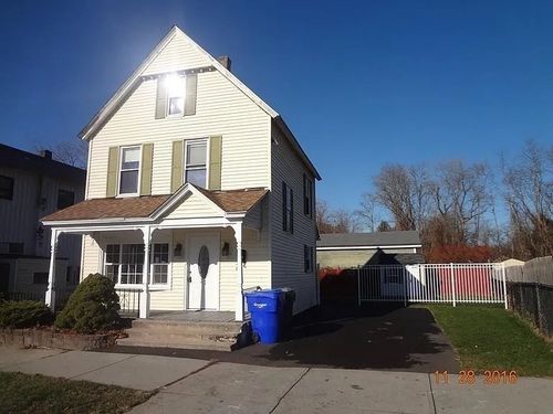 64 Berkshire Ave, Springfield, MA, 01109-1708 | Card Image