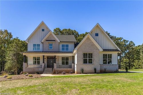 101 Jasper Ct, King, NC, 27021-9350 | Card Image