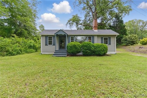 229 Woodland Heights Rd, Warsaw, VA, 22572-5208 | Card Image