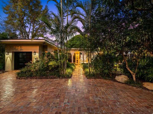 901 Se 6th St, Fort Lauderdale, FL, 33301-3009 | Card Image