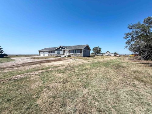 1135 280th Ave, Hays, KS, 67601-9325 | Card Image