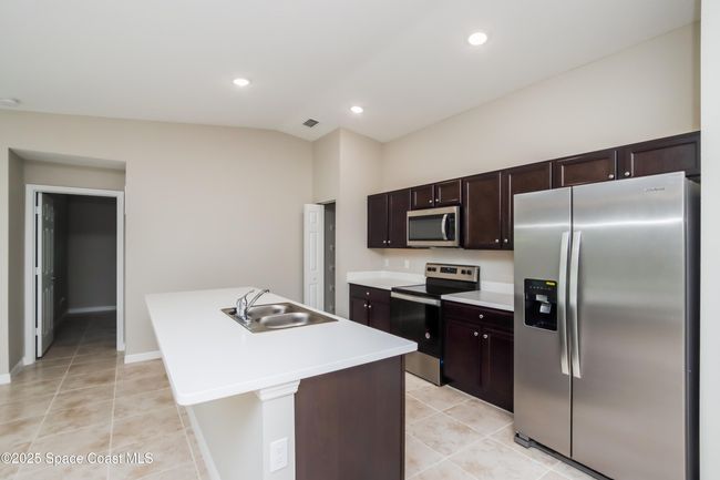 2267 Whiteside Ave Se, House other with 4 bedrooms, 2 bathrooms and null parking in Palm Bay FL | Image 5