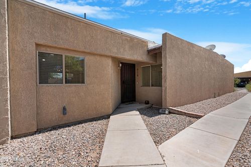 916 S Melody Ln, Tempe, AZ, 85281-4430 | Card Image