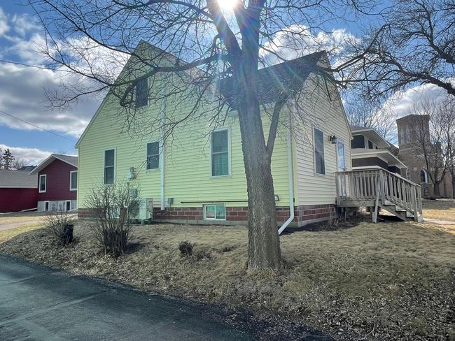 755 Chestnut St, House other with 3 bedrooms, 2 bathrooms and null parking in Dawson MN | Image 23