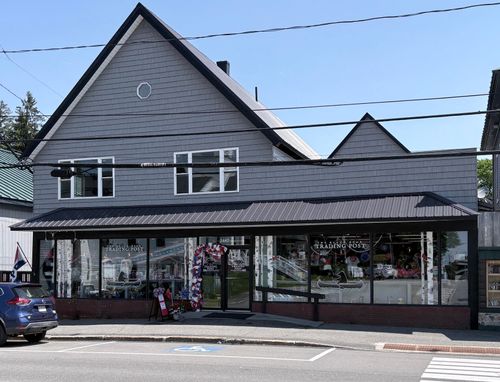 2487 Main St, Rangeley, ME, 04970-4100 | Card Image