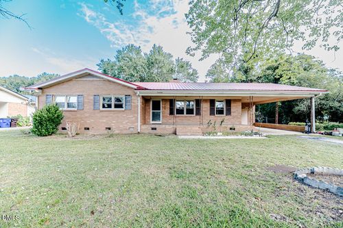 418 N Main St, Broadway, NC, 27505-9525 | Card Image