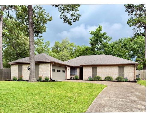 16007 Sailfin St, Crosby, TX, 77532-5529 | Card Image