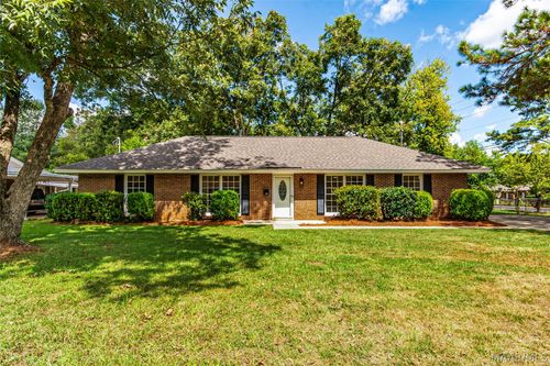 3797 Royal Crest Dr, Montgomery, AL, 36109-1511 | Card Image