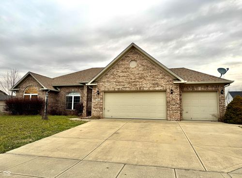 2019 Woodfield Dr, Greenwood, IN, 46143-6414 | Card Image