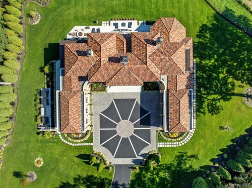 5 Bouton Point Rd, Lloyd Harbor, NY, 11743-1008 | Card Image