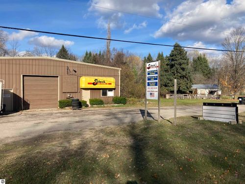 4205 E M 113, Kingsley, MI, 49649-9618 | Card Image