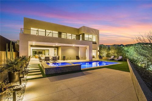 16 Canyon Shores Pl, Henderson, NV, 89011-5049 | Card Image