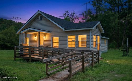800 Goat Neck Rd, Columbia, NC, 27925-8803 | Card Image