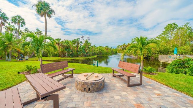 225 Woodland Dr, Condo with 2 bedrooms, 2 bathrooms and null parking in OSPREY FL | Image 57