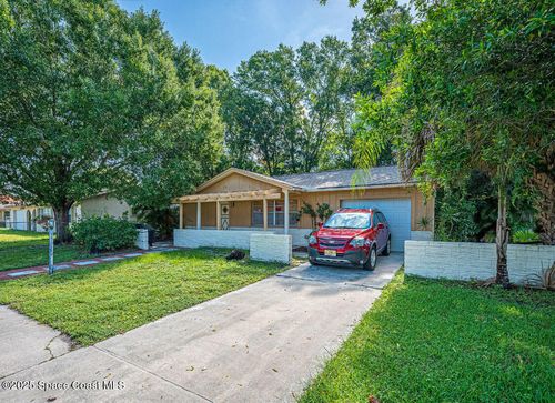 82 Haven Dr, Melbourne, FL, 32904-4936 | Card Image