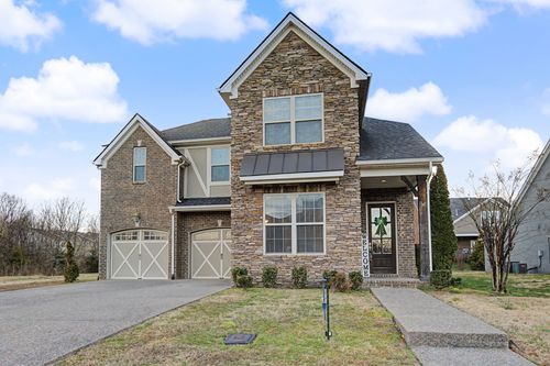 501 Lingering Way, Hendersonville, TN, 37075-1509 | Card Image