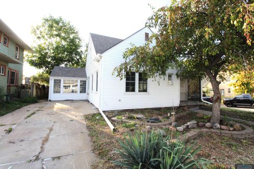 545 N 6th St, Seward, NE, 68434-1705 | Card Image