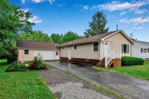 11914 Clinton St, Alden, NY, 14004-9470 | Card Image