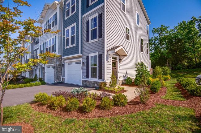 135 Wake Robin Ct, Townhouse with 3 bedrooms, 4 bathrooms and null parking in LAKE FREDERICK VA | Image 6