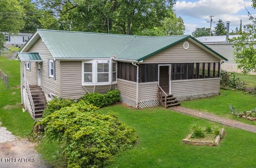 709 N A St, Lenoir City, TN, 37771-1603 | Card Image