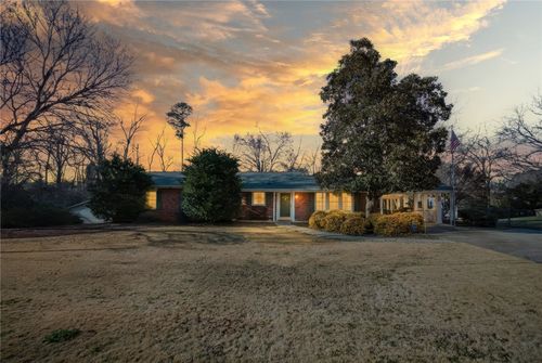 1005 Pinecroft Dr, Anderson, SC, 29621-7048 | Card Image