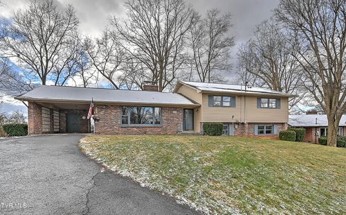 420 Terry Dr, Bristol, VA, 24201-2571 | Card Image