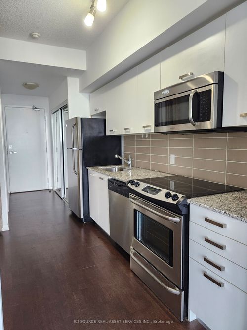 4106-832 Bay St, Toronto, ON, M5S1Z6 | Card Image