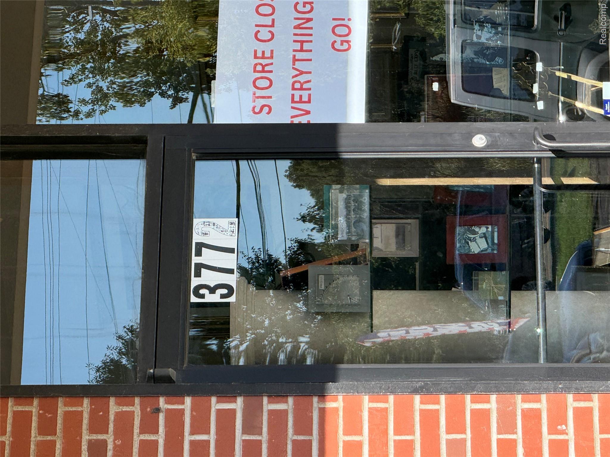 Commercial Lease in Metamora Township 3