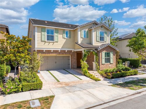261 Barnes Rd, Tustin, CA, 92782-3748 | Card Image
